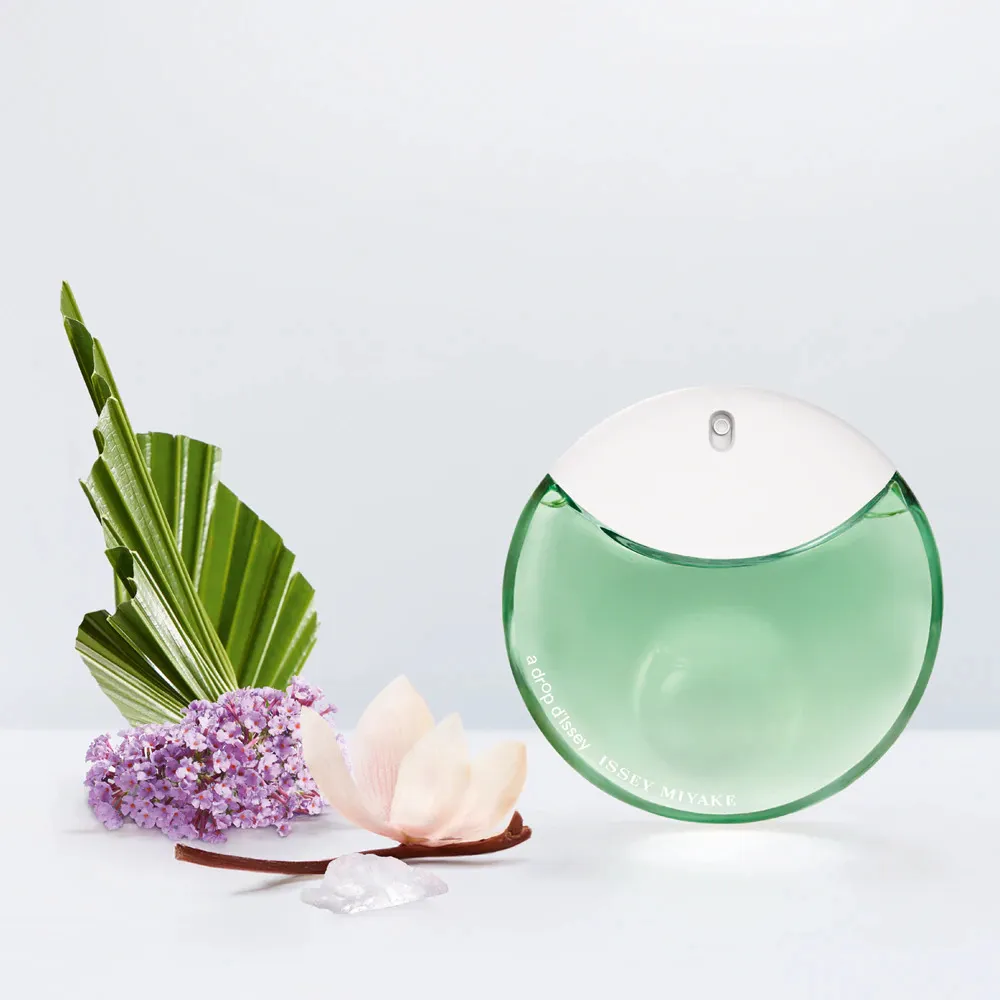 A Drop d'Issey Essentielle eau de parfum para mulheres 90 ml
