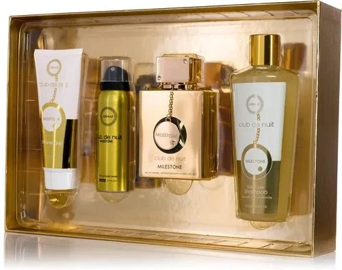 Club de Nuit Milestone Kit - Água de Perfume 30 ml + Bruma Capilar 55 ml + Sabonete 130 g + Spray Corporal 50 ml