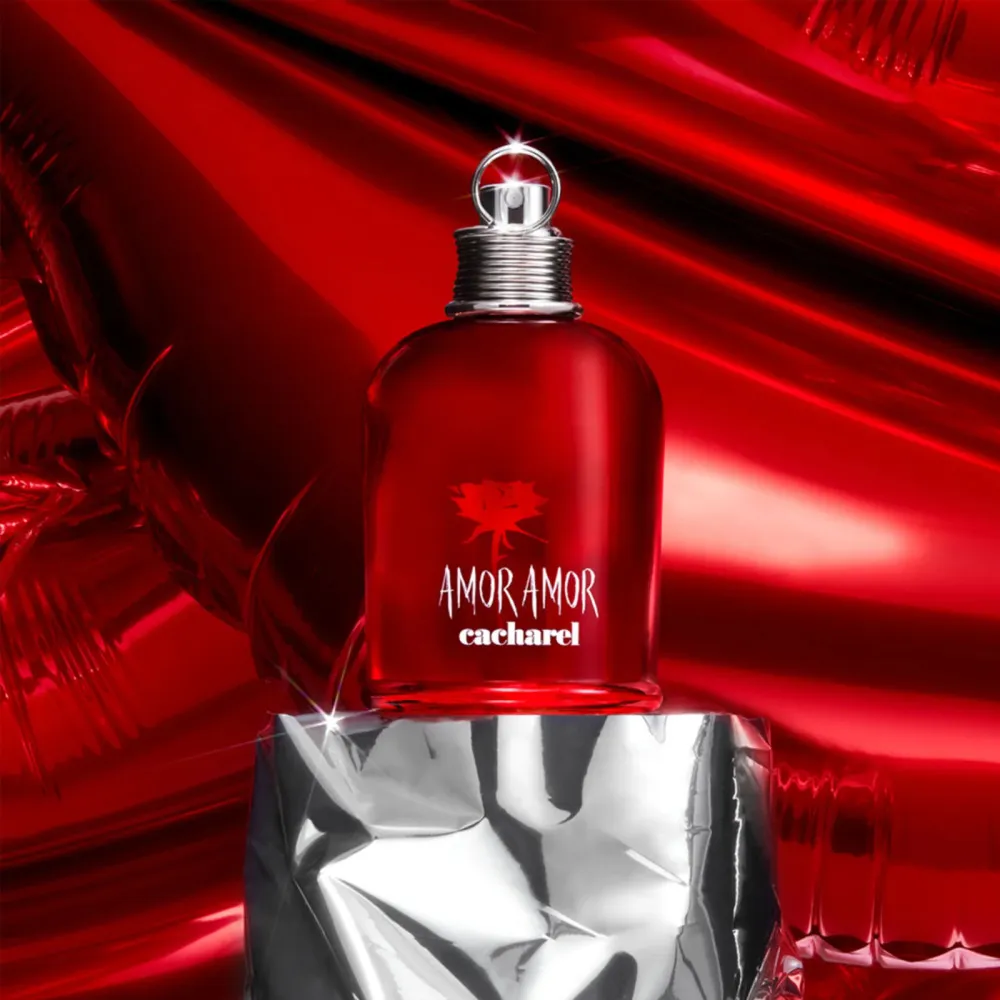 Amor Amor eau de toilette para mulheres 30 ml