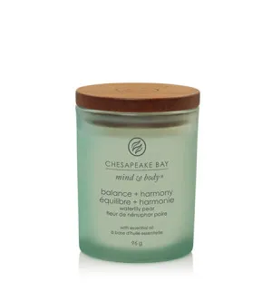 Vela perfumada Chesapeake Bay Balance + Harmony Waterlily Pear 96 g