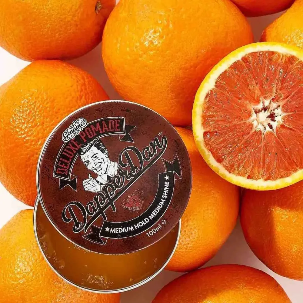 Deluxe Pomade pomada modeladora à base de água para brilho e fixação 100 ml