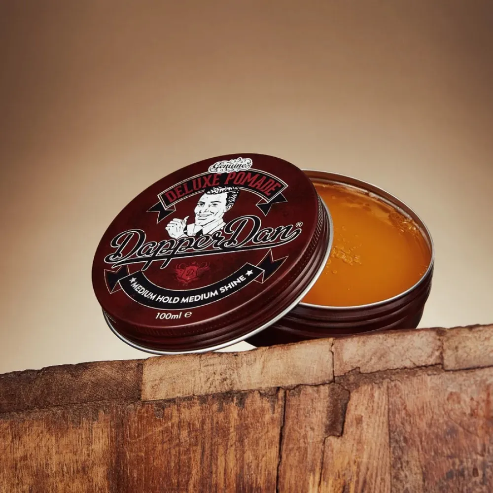 Deluxe Pomade pomada modeladora à base de água para brilho e fixação 100 ml
