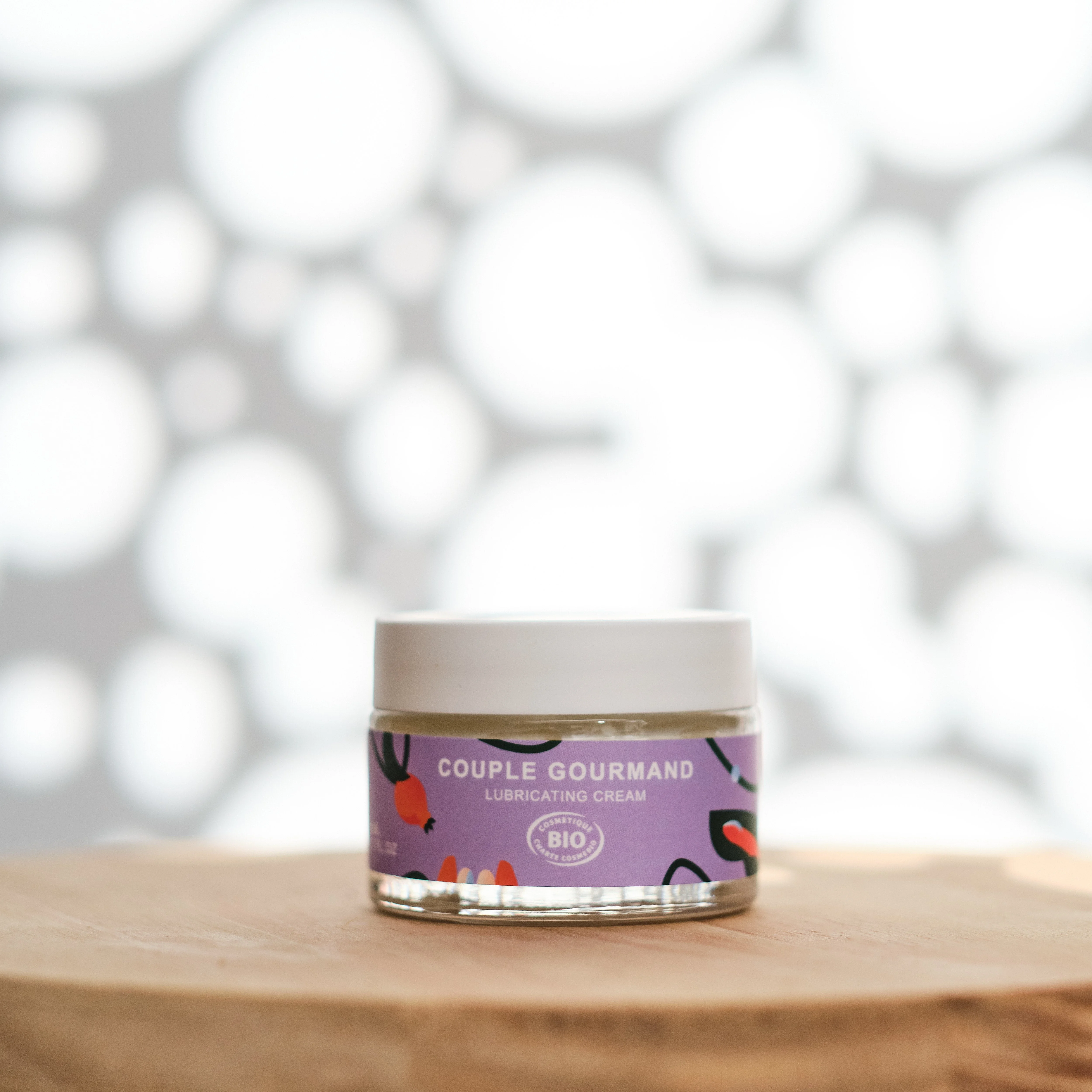 Goliate Óleo de massagem e lubrificante comestível 2 em 1 BIO - avelã 2 ml - amostra - para ela e para ele