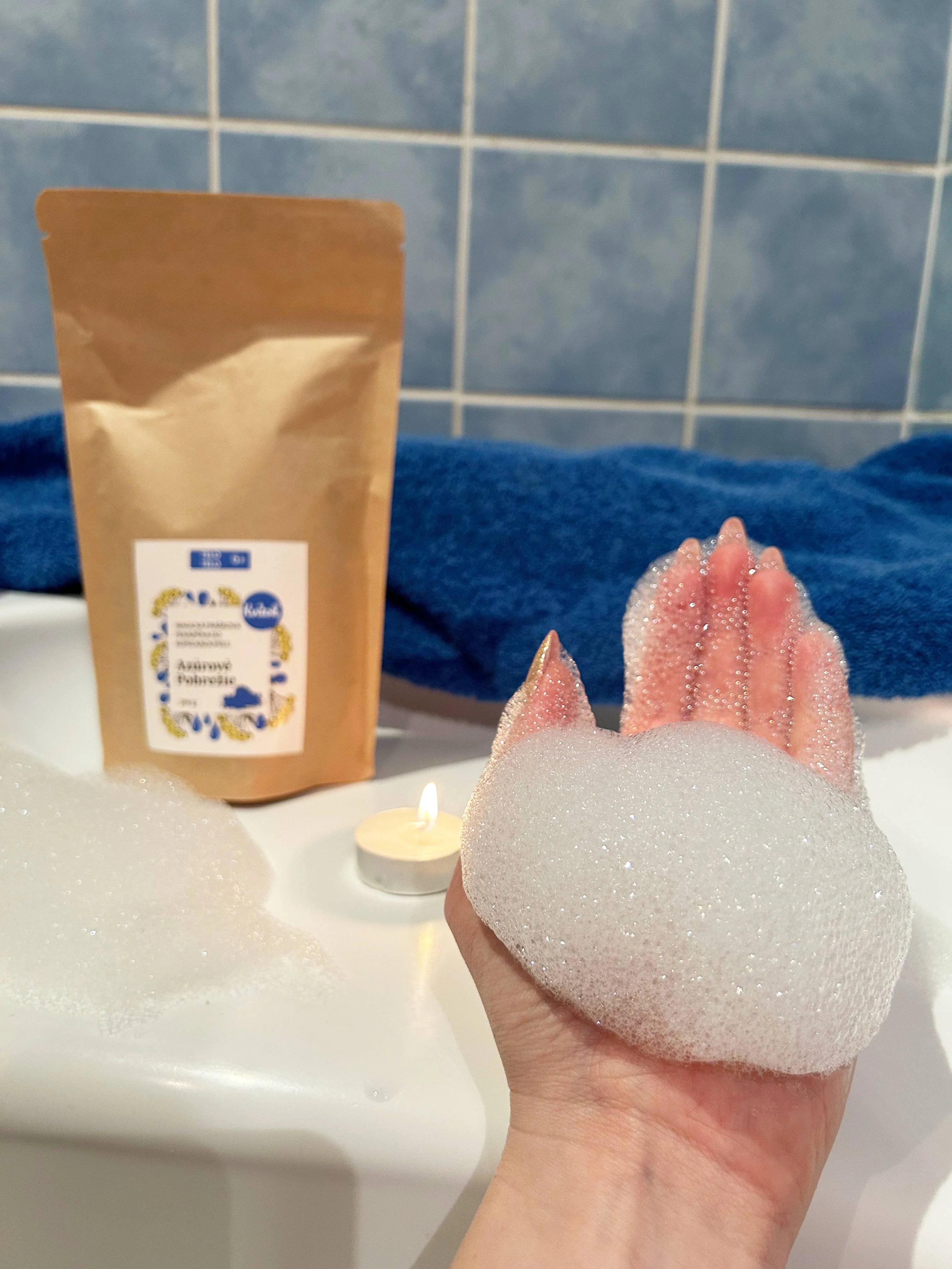 Kvitok Espuma de Banho Mágica Costa Azul 60 g - faz uma espuma maravilhosa
