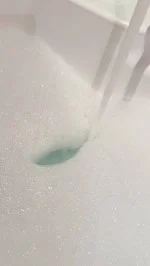 Kvitok Espuma de Banho Mágica Costa Azul 60 g - faz uma espuma maravilhosa