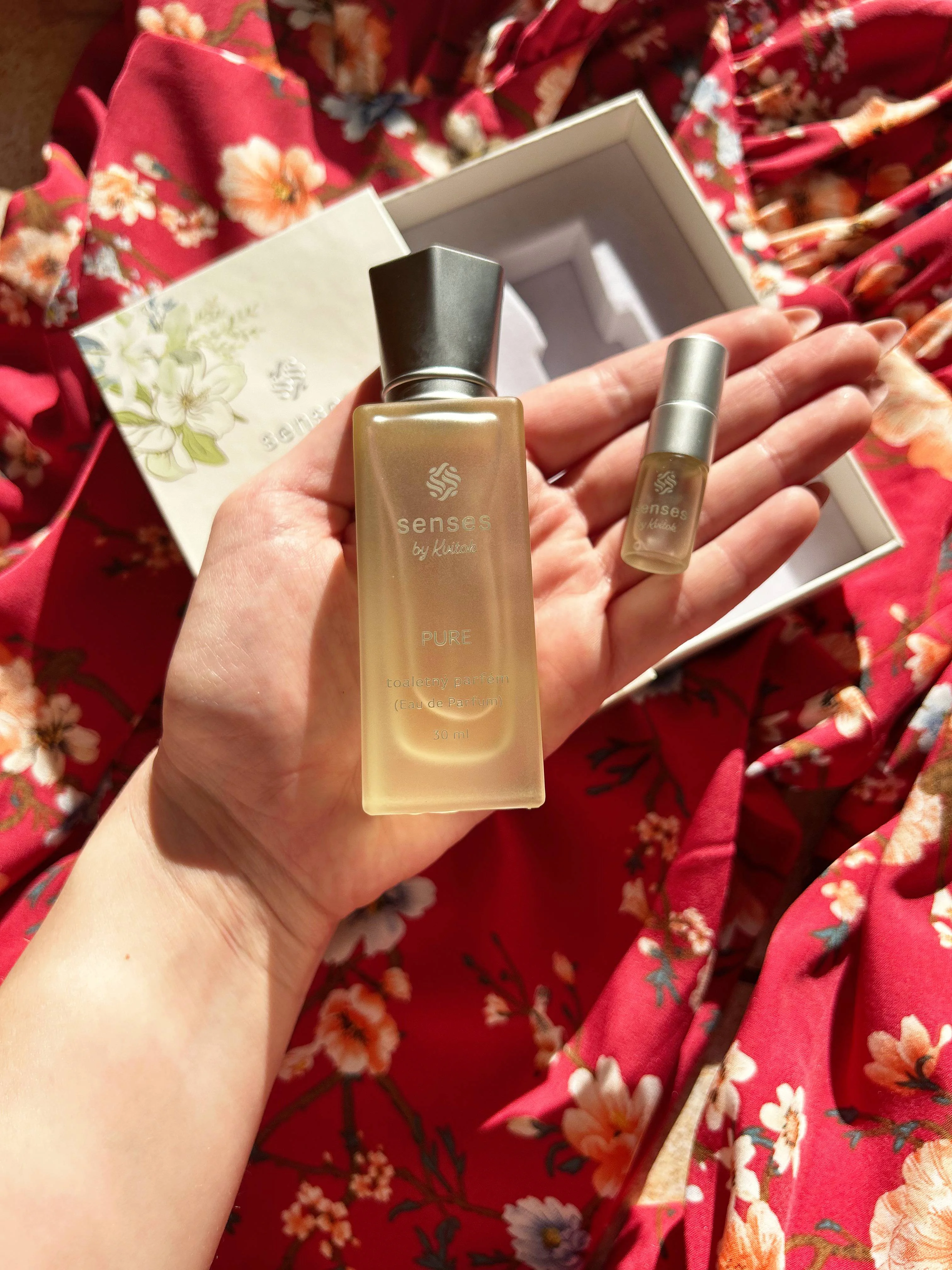 Kvitok Senses Perfume Pure - amostra (2 ml) - fragrância floral de jasmim
