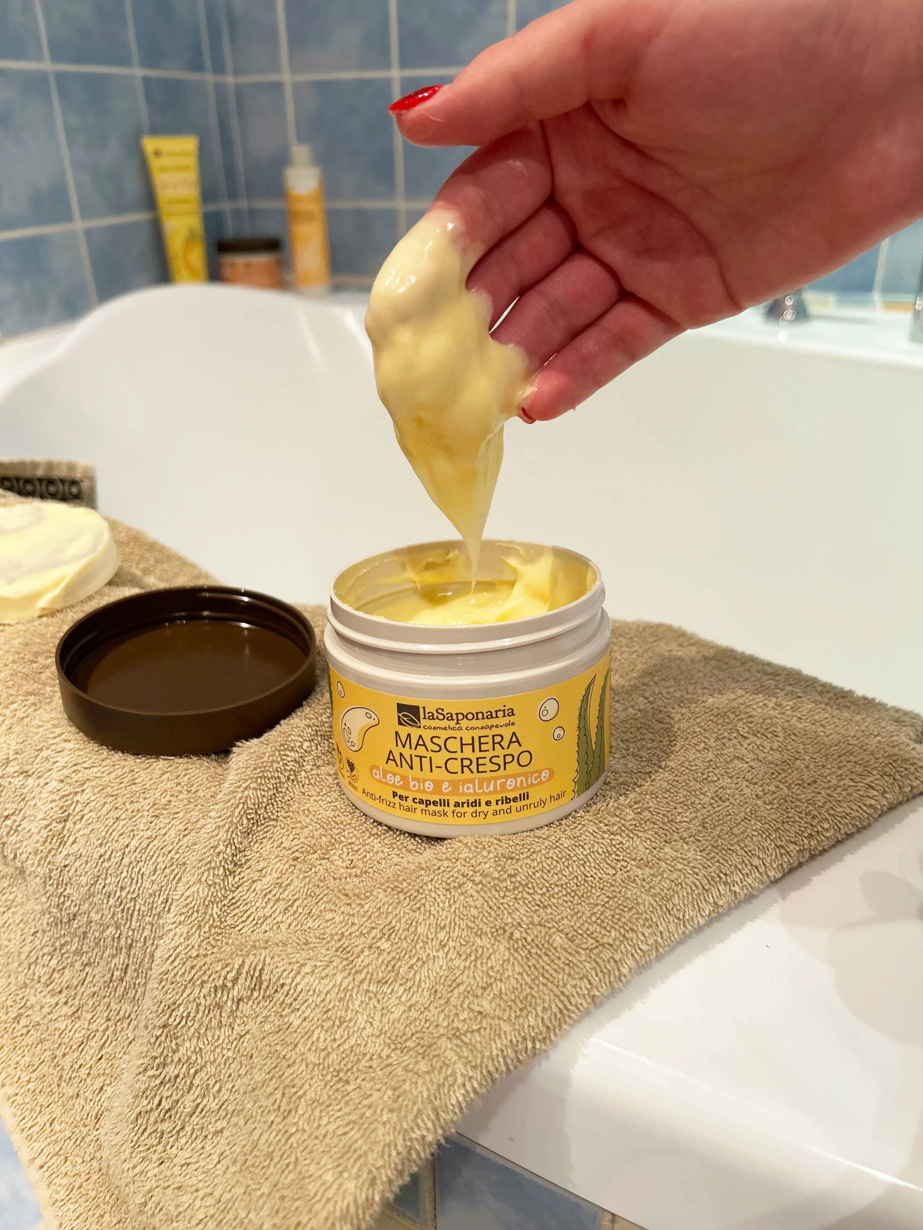 laSaponaria Máscara anti-frizz para o cabelo com aloe vera e ácido hialurónico (200 ml) - ajuda para a cabeleira ressequida
