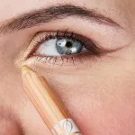 laSaponaria Iluminador para olhos e rosto com jojoba em lápis BIO - dourado champanhe (1,1 g) - confere à pele radiância e um brilho subtil