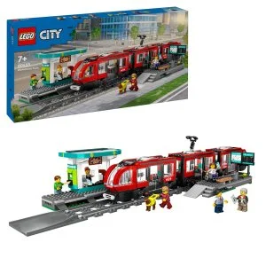 LEGO® City 60423 Elétrico e paragem no centro da cidade