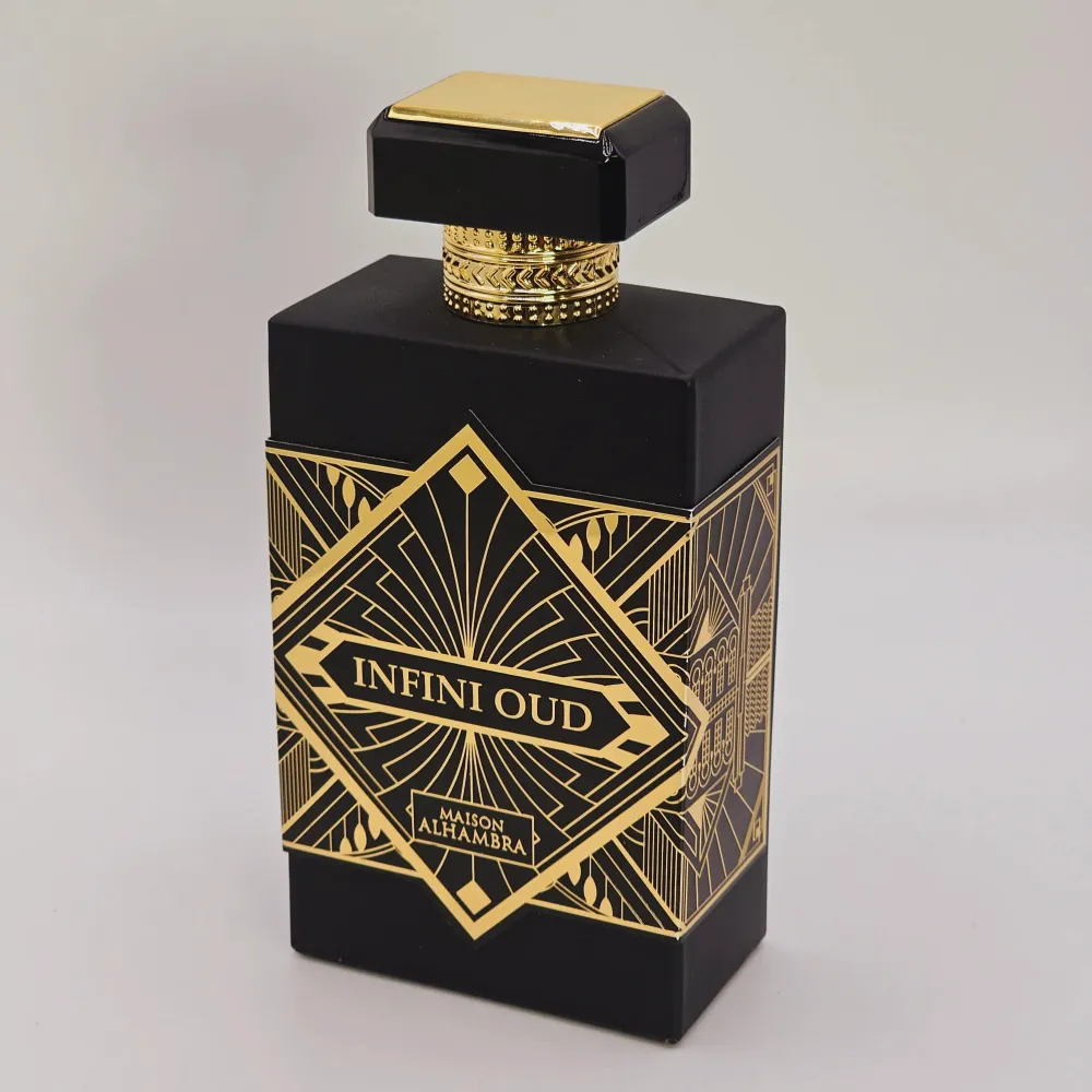 Infini Oud eau de parfum unissex 100 ml