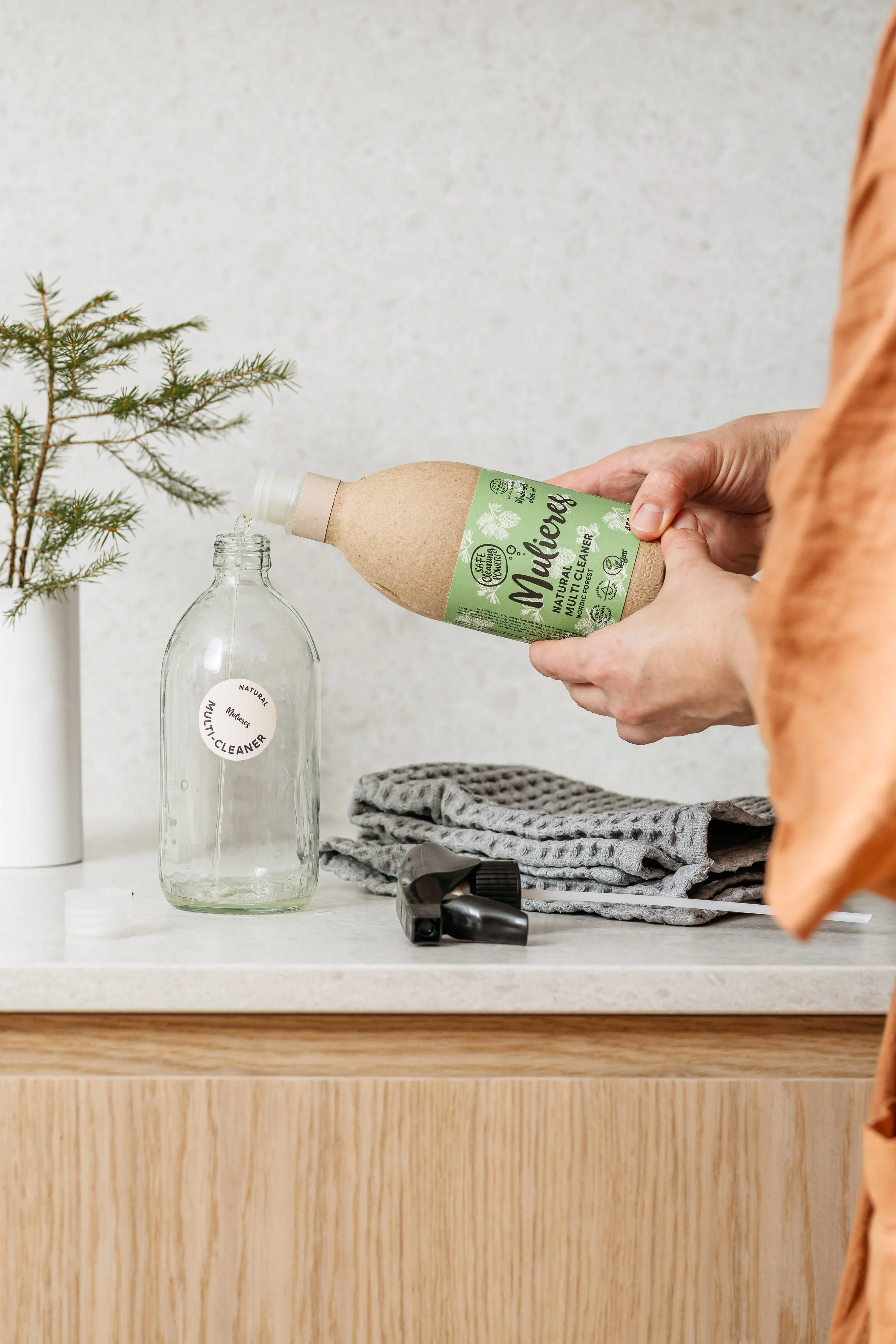 Mulieres Limpador universal concentrado - floresta nórdica (450 ml)