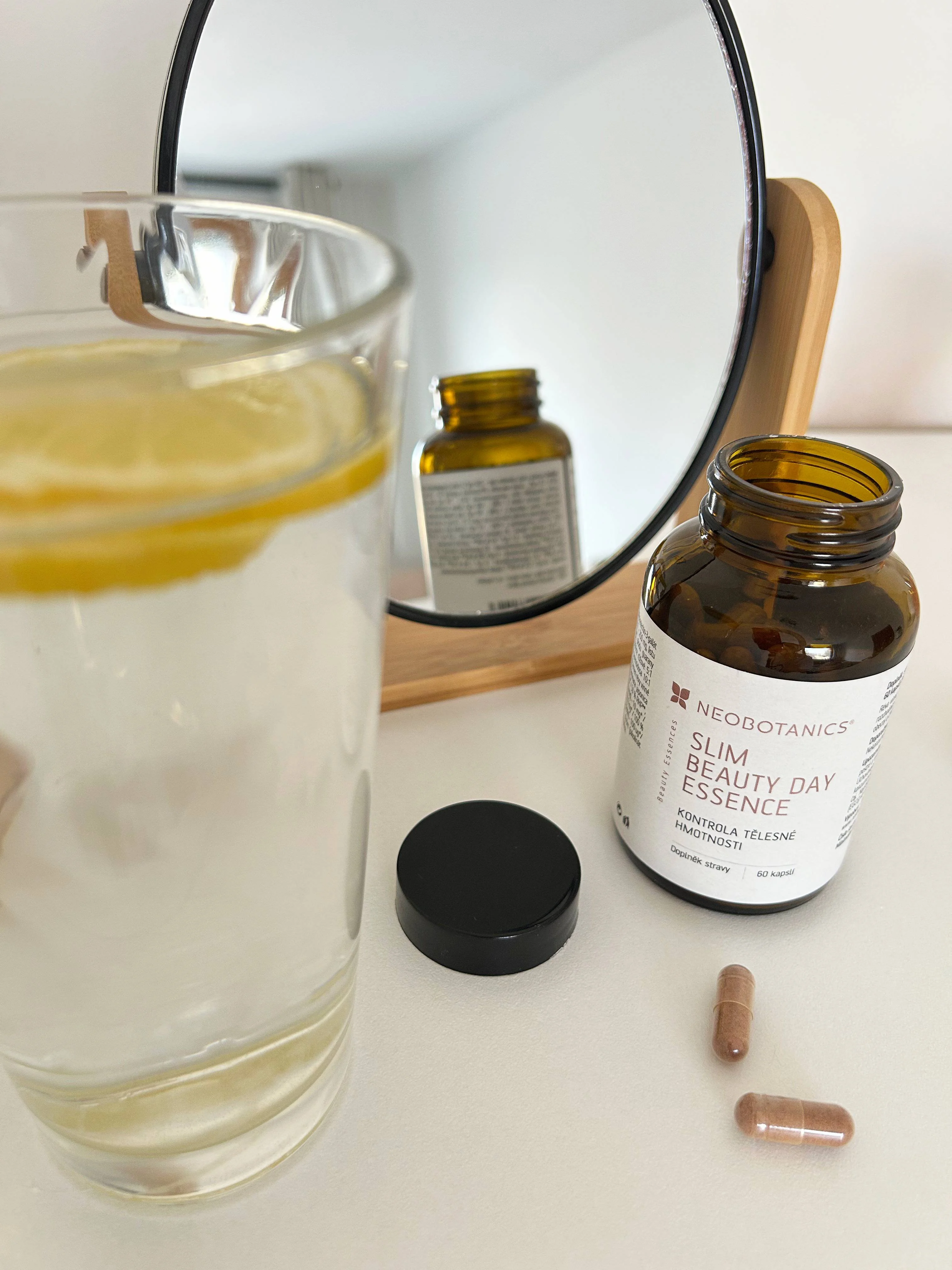 Neobotanics Slim Beauty Day Essence (60 cápsulas) - contribui para o controlo do peso corporal