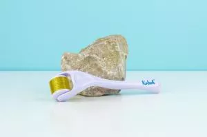 Kvitok Rolo de tratamento de pele e corpo com microneedles