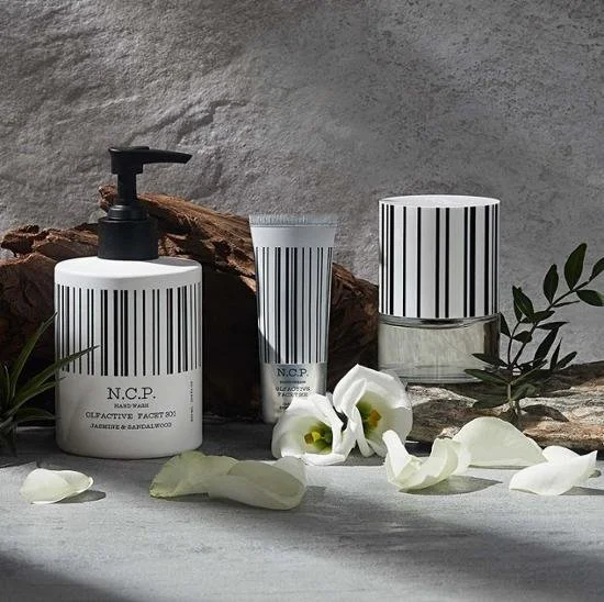 Naseem Olfactive Facet 301 (10 ml + Sabonete Líquido para as Mãos 300 ml + Creme de Mãos 50 ml) Eau de Parfum