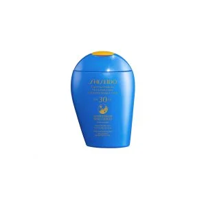 Shiseido SynchroShield Loção Protetora Solar Expert para Rosto e Corpo FPS 30