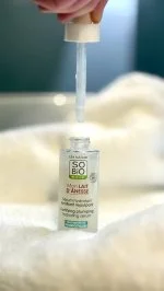 SO’BiO étic Sérum hidratante fortalecedor com leite de burra BIO (30 ml) - com ácido hialurónico