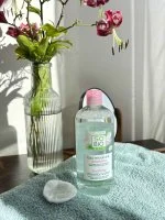 SO’BiO étic Água micelar calmante com Aloe Vera BIO (500 ml) - enriquecida com água de camomila
