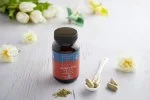 Terranova Health Quercetin Nettle Complex com urtiga (50 cápsulas) - para a época do pólen e para a imunidade enfraquecida
