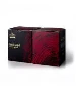 The Greatest Candle in the World Vela perfumada em vidro preto (170 g) - madeira e especiarias
