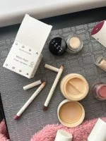 Uoga Uoga Pomada cremosa para sobrancelhas (2,5 ml) 796 Taupe - Castanho Médio - 3 tonalidades para sobrancelhas visualmente mais densas