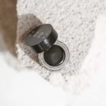 Uoga Uoga Delineador em creme (2,5 ml) - Black Drama - Preto - para maquilhagem de dia e de noite