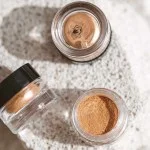 Uoga Uoga Sombra de olhos mineral solta com âmbar (1 g) 711 Autumn Light - 10 tonalidades