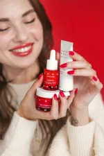 Uoga Uoga Condicionador regenerador em spray com oxicoco e proteína BIO (100 ml) - para facilitar o desembaraçar e dar brilho ao cabelo