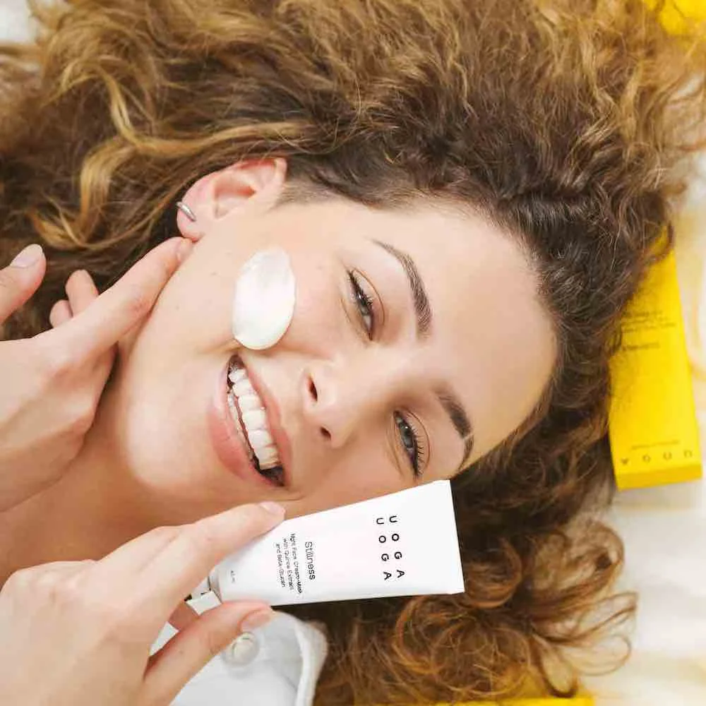Uoga Uoga Máscara facial noturna nutritiva Stillness BIO (40 ml) - com ação hidratante intensa