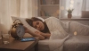 # O que é o jet lag social e por que ele te destrói toda segunda-feira