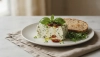 Leve terrina de cottage cheese rica em proteínas vai saciá-lo