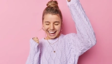 Aprenda a ser feliz independentemente do mundo ao seu redor