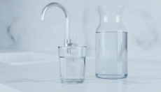 # Proč je voda z kohoutku lepší než balená

Voda z kohoutku má oproti balené vodě celou řadu výhod –