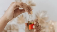 O óleo de mamona tem ótimos efeitos para a saúde e a beleza