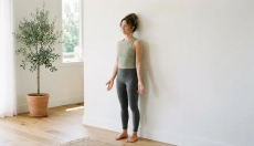 # Zkuste cviky u stěny pro ženy s bolavými zádami

---

## Experimente exercícios na parede para mul