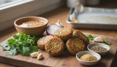 # Falafel caseiro de grão-de-bico assado sem fritar